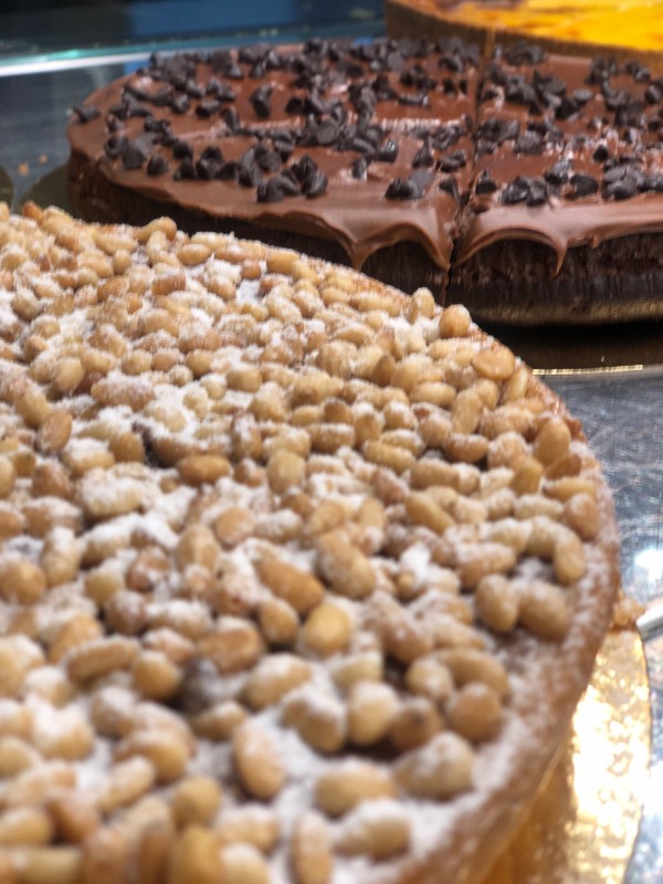 La tarte aux pignons et moelleux chocolat de La Fabrique